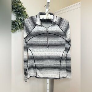 Athleta Running Wild Half Zip 2.0 Stride Top Size Medium